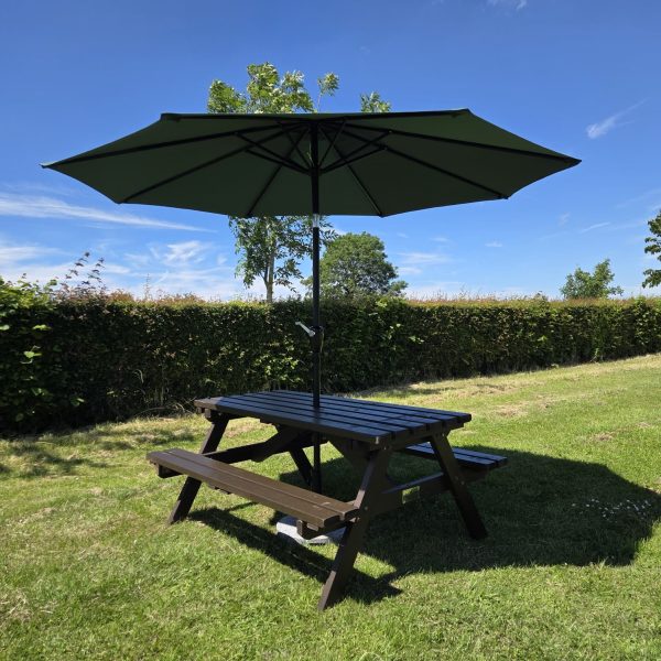 Green Umbrella & Picnic Green Umbrella & Picnic