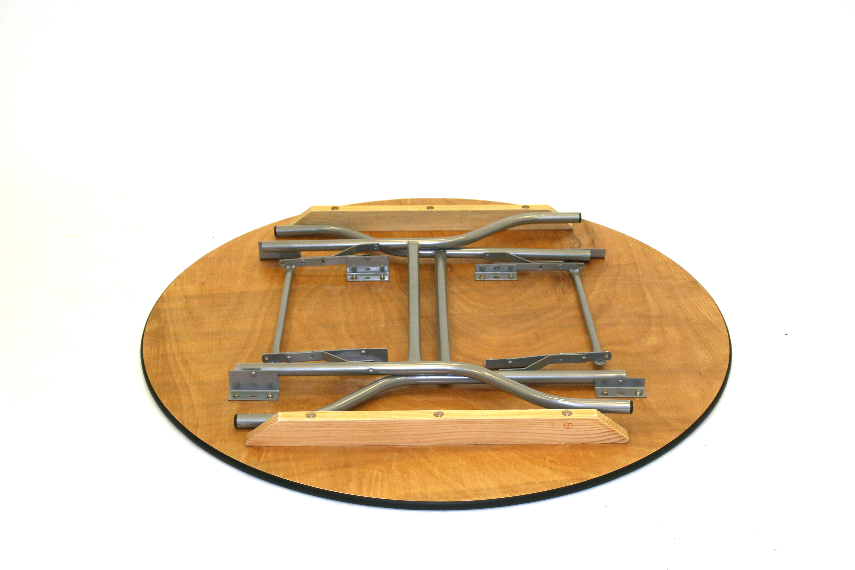 5' 6'' Diameter Varnished Table - BE Event Hire