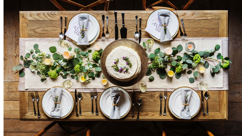 Picnic Table Wedding Decorations - Flowers